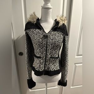 Sweater with faux fur hood